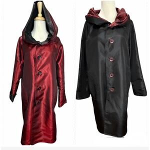 Ubu Reversible Parisian Opera Raincoat Small Black Red iridescent Pleated Hooded